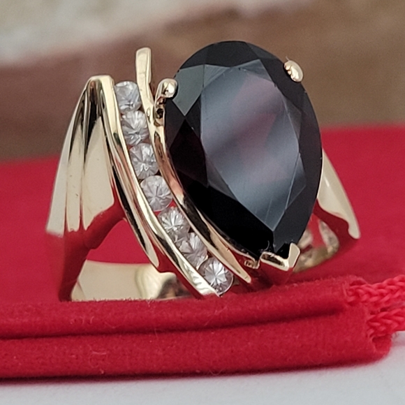 ❤️10k Size 8.25 Precious Solid Yellow Gold Garnet and...